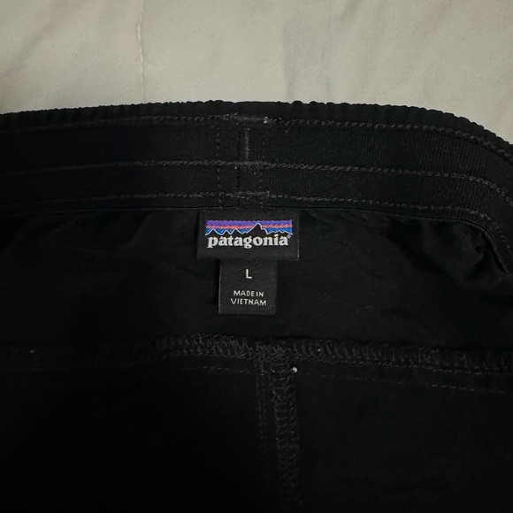 Patagonia baggies - Picture 3 of 3